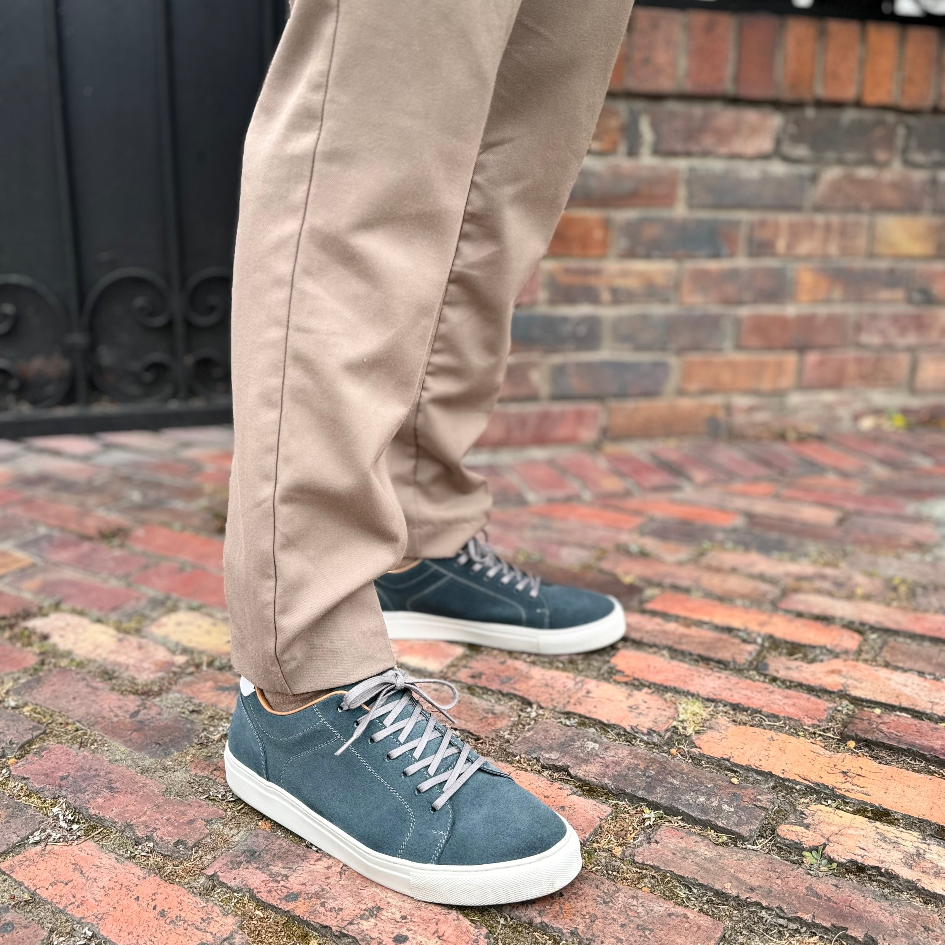 Brunello Sneakers Blue Suede